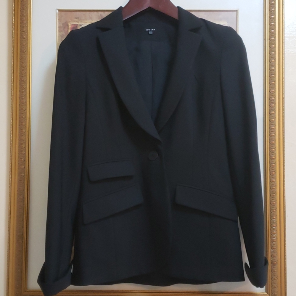 JOSEPH SINGLE BUTTON BLACK BLAZER SIZE 0